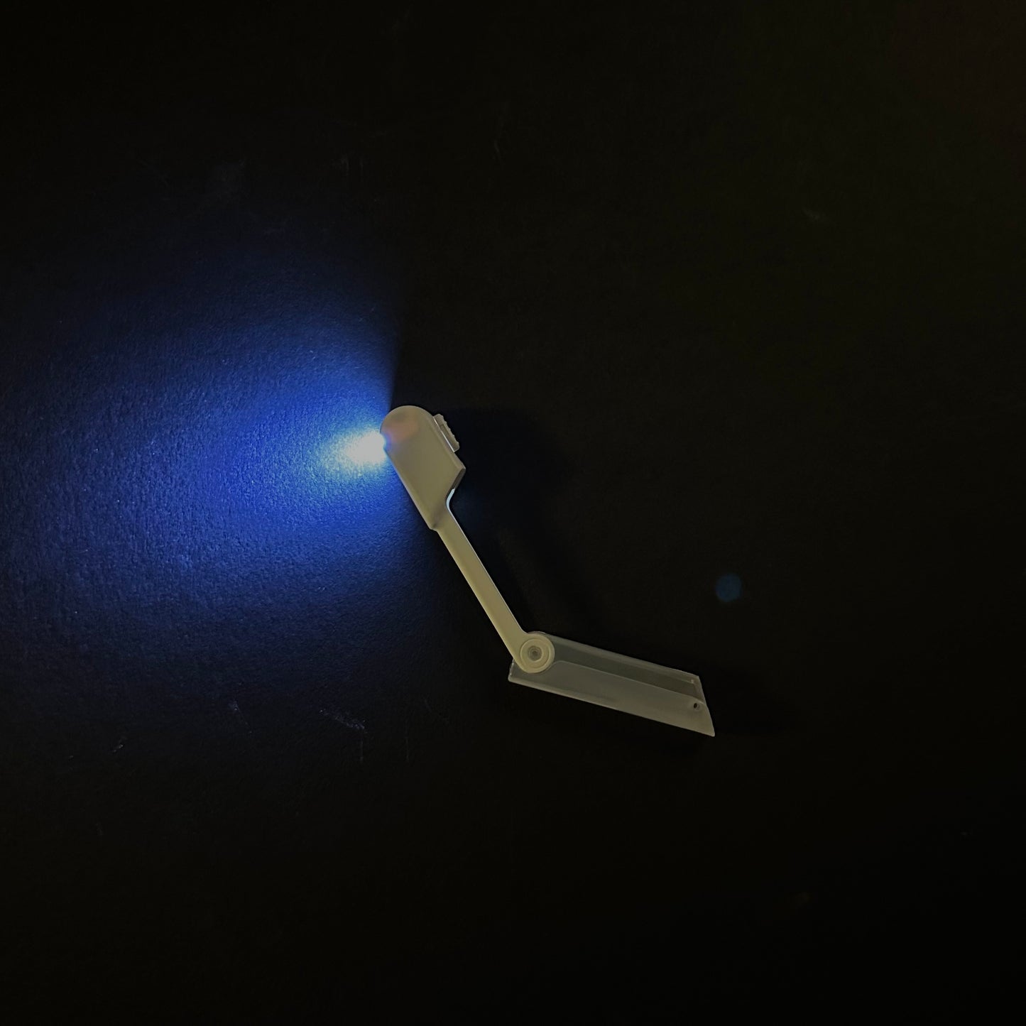 Tweezer light